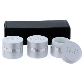 Étui avec trois ampoules huiles saintes aluminium argenté diamètre 5 cm