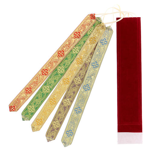 Lesezeichen für Messbuch – III. Ausgabe, bordeauxfarben, mit 5 Zeichenbändern 2