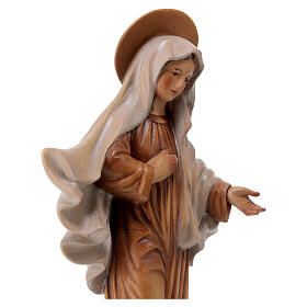 Estatua de la Virgen de Medjugorje de madera de la Val Gardena, acabado con diferentes matices de marrón