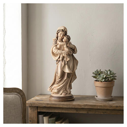 Our Lady by Raffaello in wood of Valgardena burnished in 3 colours 2