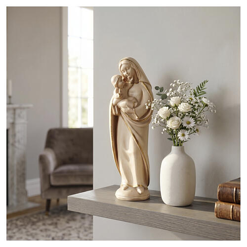 Our Lady classic model in wood of Valgardena and wax decorated with gold painted thread 2