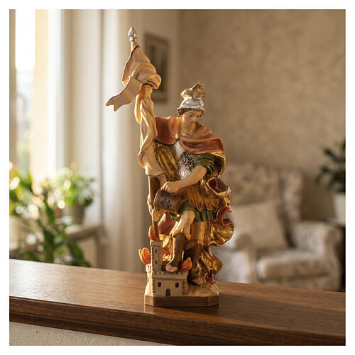 Statue Saint Florian en bois coloré 2