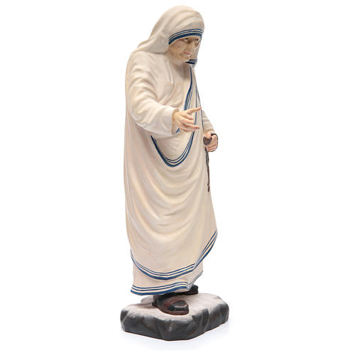 Madre Teresa de Calcuta de madera pintada de la Val Gardena con rosario 4