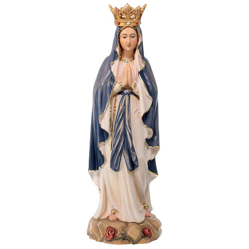 Estatua Virgen de Lourdes con corona y capa azul de madera pintada de la Val Gardena 1
