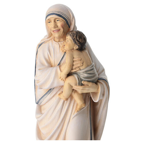 Mother Therese of Calcutta statue 4