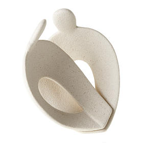 Imágenes de Porcelana y Arcilla: Estatua estilizada abrazo en forma de corazón