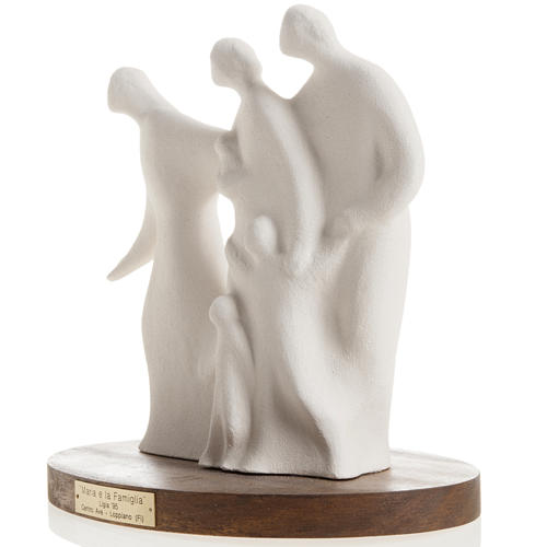 Mary and family with wooden base 18,5 cm 4