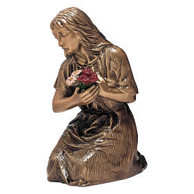 Statue sacre in metallo: Statua Donna con fiori bronzo 45 cm per ESTERNO