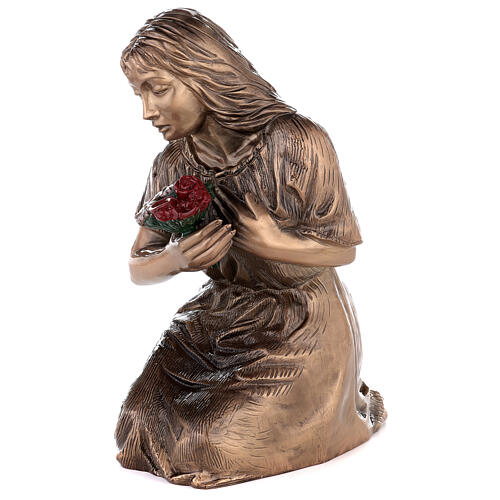 Statue of Kneeling Woman Holding Flowers in Bronze 45 cm for OUTDOORS 3