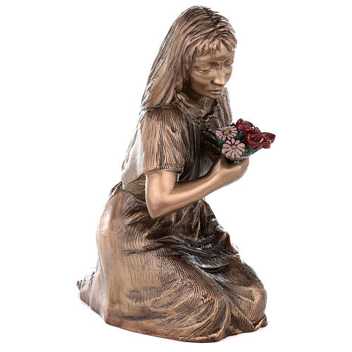 Statue of Kneeling Woman Holding Flowers in Bronze 45 cm for OUTDOORS 7