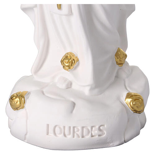 Statue résine Notre-Dame de Lourdes blanche et or 20 cm 4