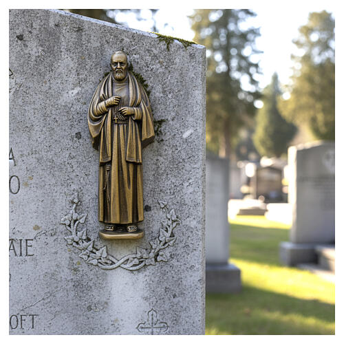 Reliefplakette Heiliger Pater Pio aus Bronze für den Außenbereich 38x14 cm 2