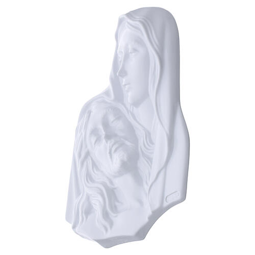 Pietà wall plaque with Our Lady and Jesus Christ, white finish, for outdoor use 3