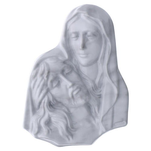 Reliefplakette Pietà mit Gottesmutter und Christus aus Messing mit Carrara-Marmoreffekt zur Wandmontage 1