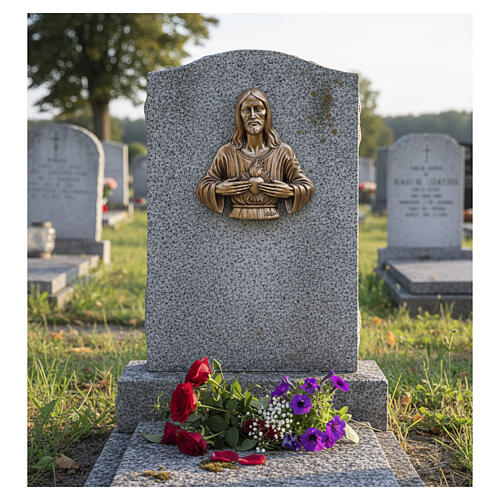 Reliefplakette mit der Halbfigur des Heiligsten Herzens Jesu aus Bronze im Flachrelief für den Außenbereich 2