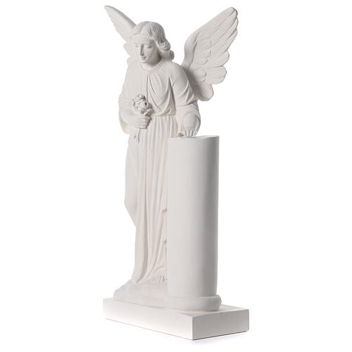 Anioł przy kolumnie marmur biały 90 cm 3