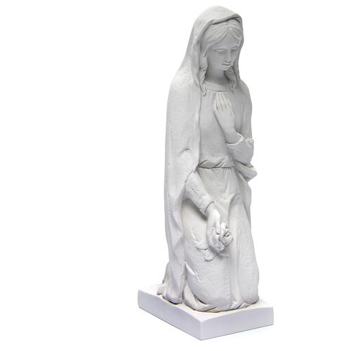 Angel with flowers and hand on heart in white Carrara marble 23, 5