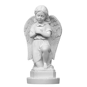 Statues en marbre reconstitué: Angelot mains sur le coeur 28 cm marbre blanc