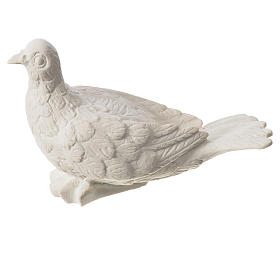 Dove with closed wings statue in reconstituted marble