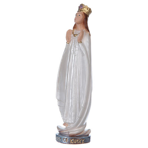 Our Lady of Knock statue in pearlized plaster, 20 cm 3
