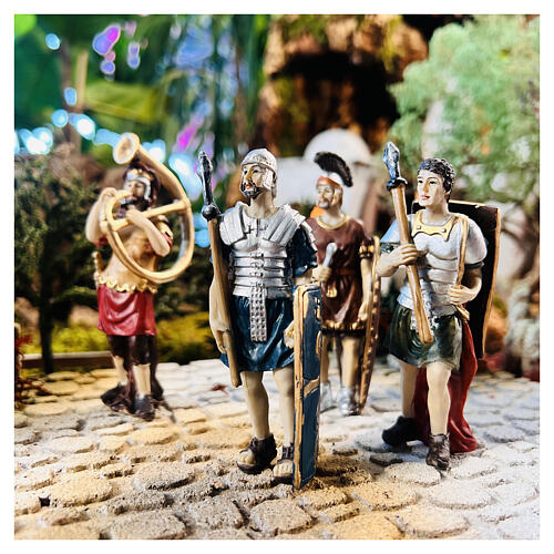 Quatre santons de soldats romains 10 cm 2
