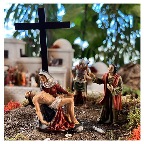 Estatua Jesús depuesto de la cruz en los brazos de María 9 cm 6