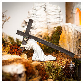 Gesù cade sotto il peso della croce statua resina 9 cm