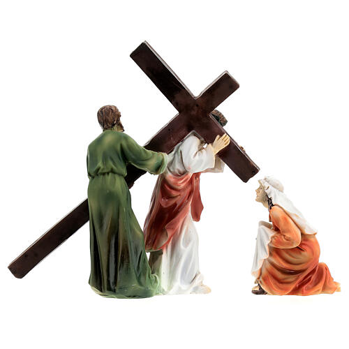 Figuras de resina da Paixão de Jesus: Jesus carregando a Cruz no caminho do Calvário, com Simão Cireneu e a Verónica 14