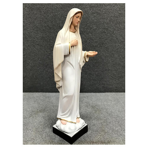 Our Lady Queen of Peace statue painted resin white dress 30 cm 5