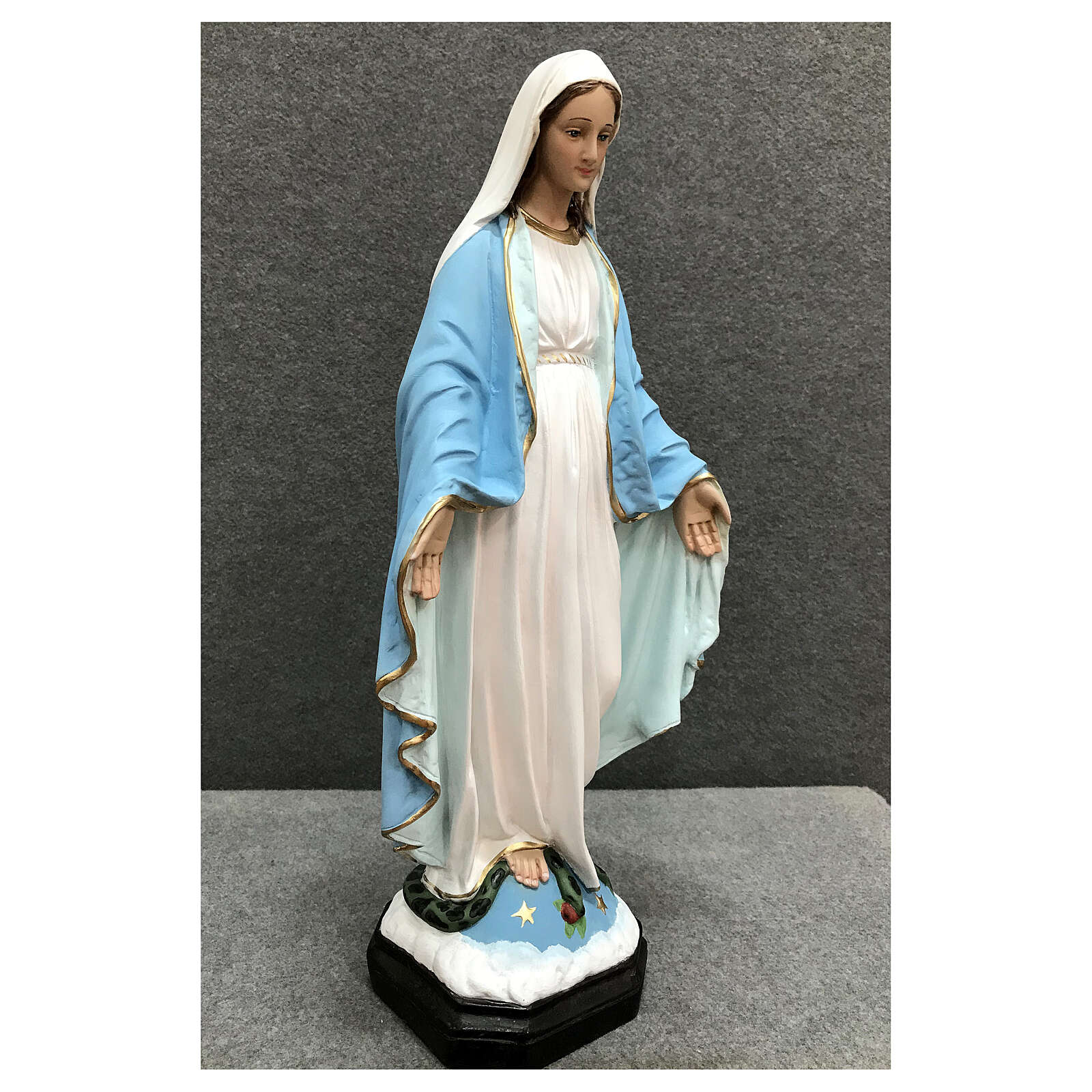 Statue of Blessed Mary blue mantle in painted resin 50 cm | online ...