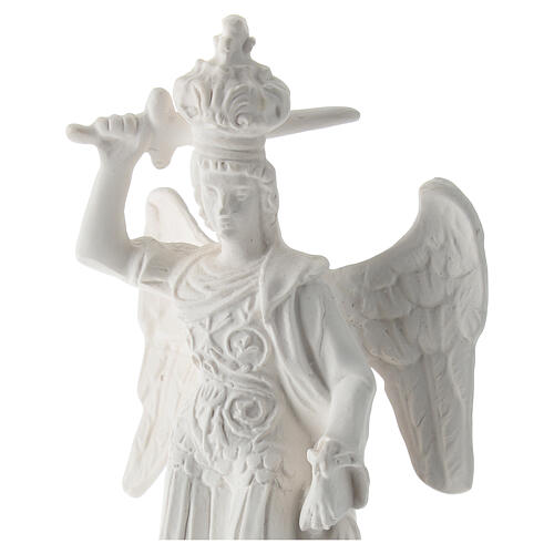 Statue Saint Michel résine blanche 18 cm 2