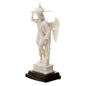 Statue de Saint Michel Archange en PVC défaite Lucifère 8 cm