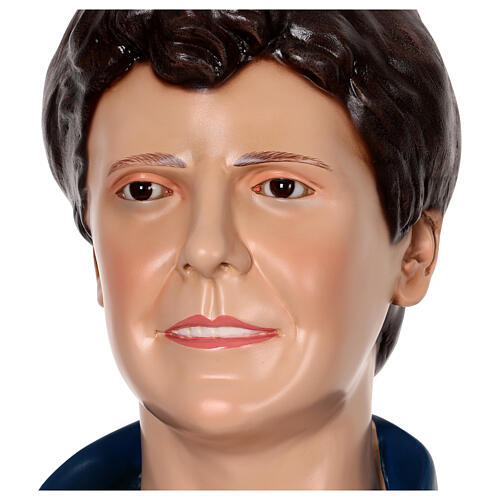 Estatua Carlo Acutis fibra de vidrio de colores 175 cm ojos de vidrio 2