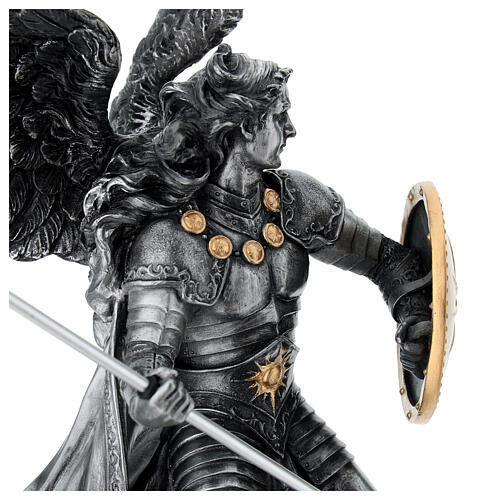 Arcángel Rafael con armadura escudo lanza resina 35 cm Veronese Design 6