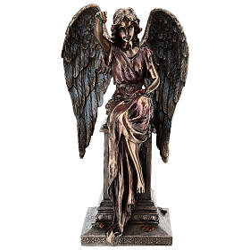 Ángel bronceado sentado en lápida con rosas 30 cm Diseño Veronese