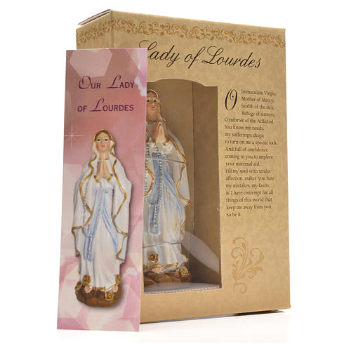 Lourdes Madonna mit Heiligenbildchen GEBET AUF ENGLISCH 12 cm 3