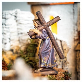 Jésus porte la Croix vêtements or marron statue résine 12 cm