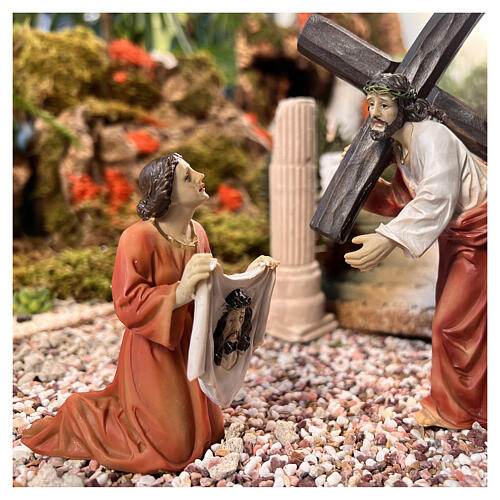 Wejście na Golgotę Jezusa Samarytanin i Weronika scena 15 cm 6