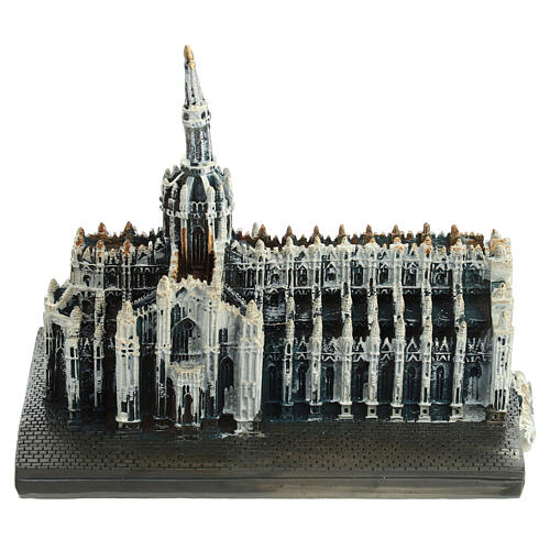 Architektur-Miniatur, Dom von Mailand, Resin, koloriert, 8x10x5 cm 4