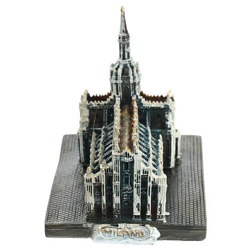 Duomo de Milão miniatura resina 8x10x5 cm 1
