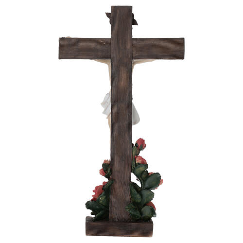Jesus crucificado entre rosas 30 cm resina pintada 5