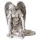 Statue kniender Engel mit Kreuz und Blumen – für Außenbereich 40 cm, Resin in antiker Steinoptik s1