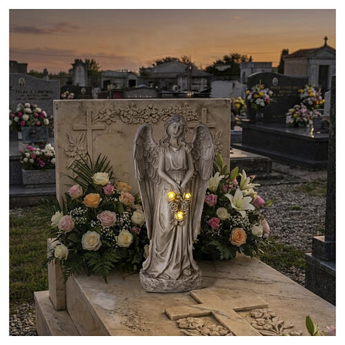 Statue Engel mit Rosen und Solarbeleuchtung – für Außenbereich 50 cm, Resin in elfenbeinfarbener Ausführung 2