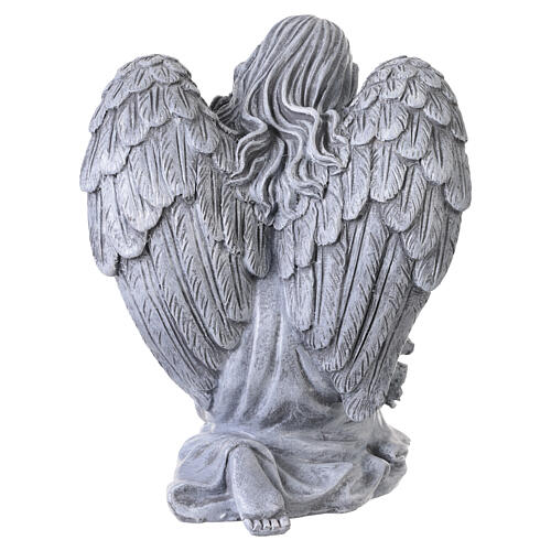 Statue kniender Engel mit Blumenkranz – für Außenbereich 30 cm, Resin in grauer Steinoptik 7