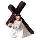 Jesus cai sob o peso da cruz estatueta resina presépio 5 cm s2
