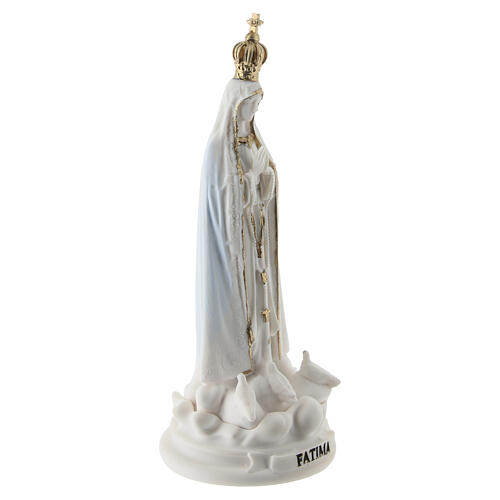 Box of 12 Our Lady of Fatima resin statuettes, 4 in 4