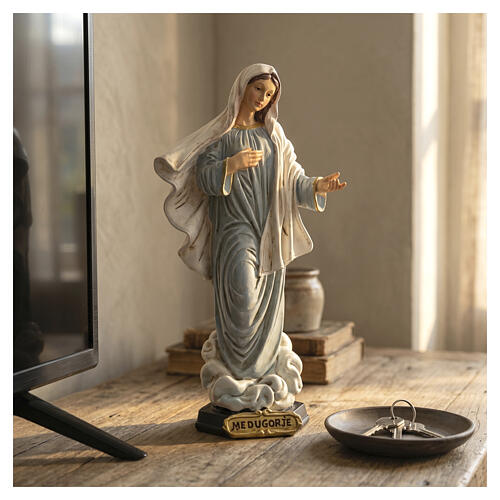Nossa Senhora de Medjugorje 20 cm estatueta resina pintada à mão 2