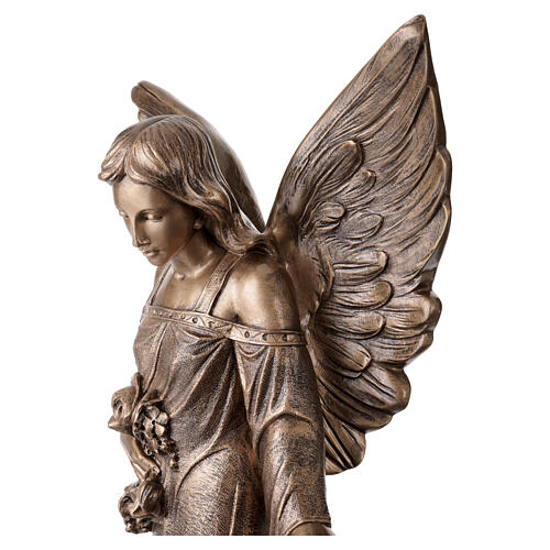 Angel statue with flowers in bronze Carrara reconstituted marble, 110 cm 12