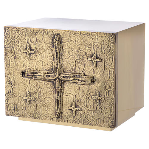 Altar Tabernacle with cross relief in gold plated brass, Molina 2