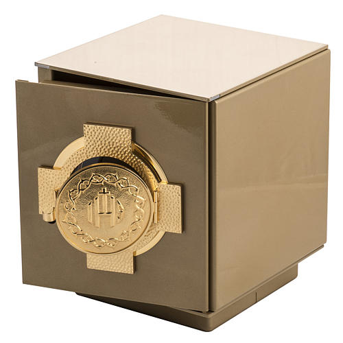Sagrario de mesa Cruz IHS bronce dorado caja hierro 2